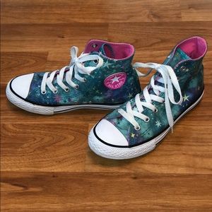 Girls High Top Converse